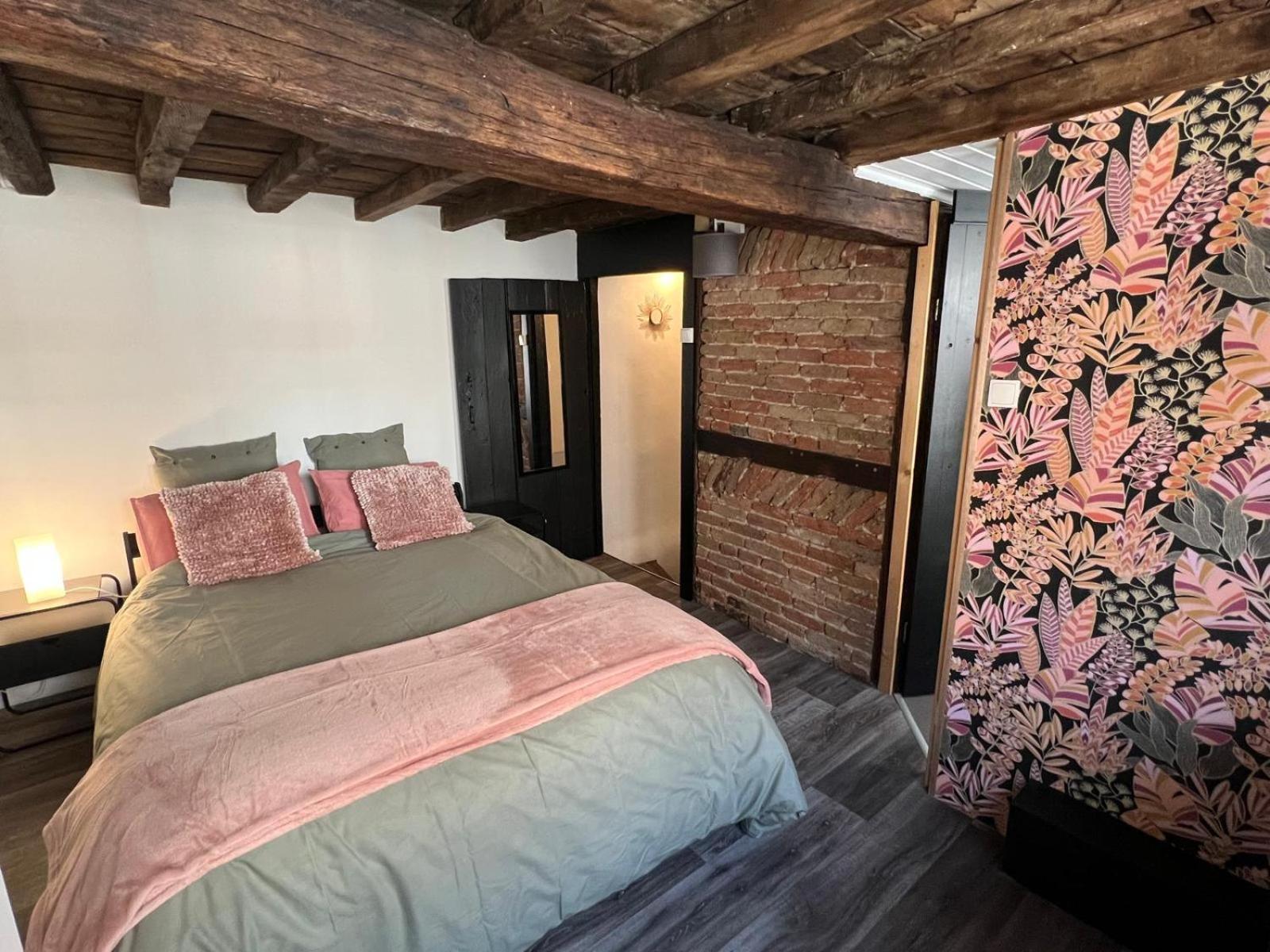 La Petite Maison De L'impasse